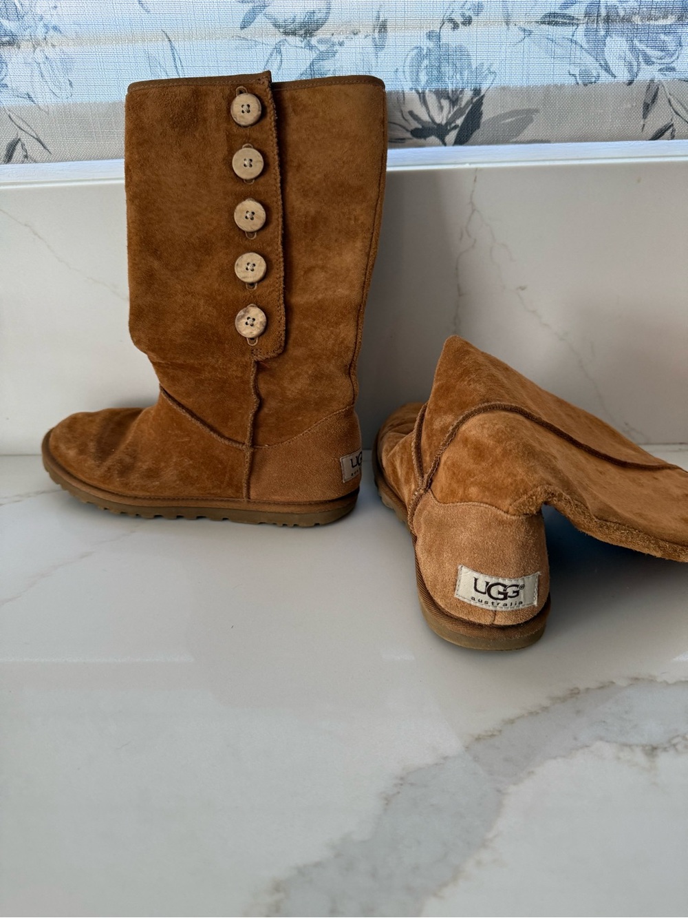 UGG Pro Button Fold Iver Chestnut Suede boots size 7